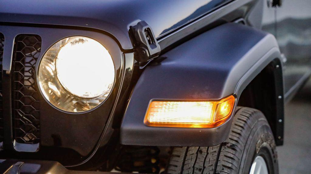 used 2023 Jeep Gladiator car, priced at $27,495