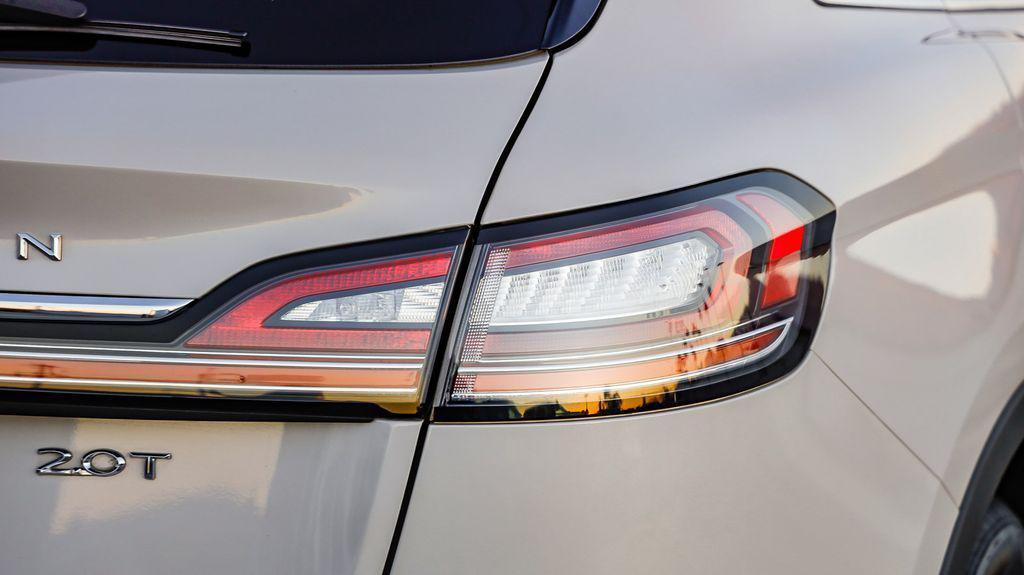 used 2019 Lincoln Nautilus car, priced at $18,495