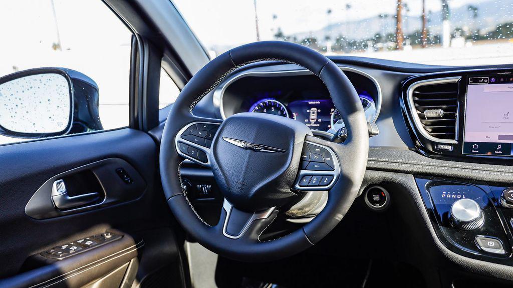 new 2026 Chrysler Pacifica car, priced at $38,979