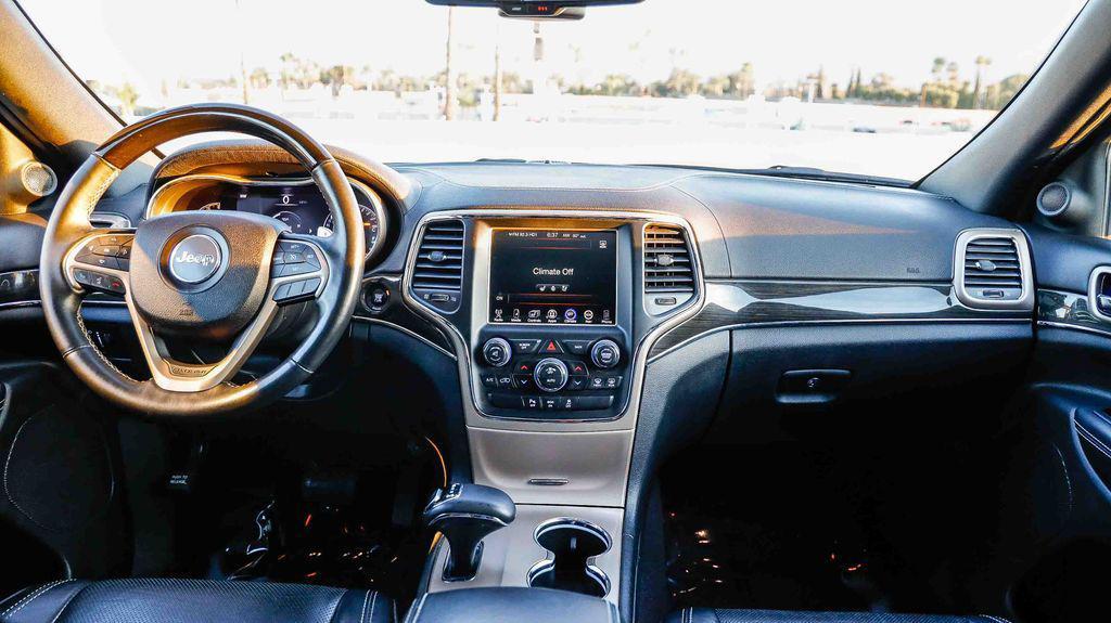 used 2015 Jeep Grand Cherokee car, priced at $17,773