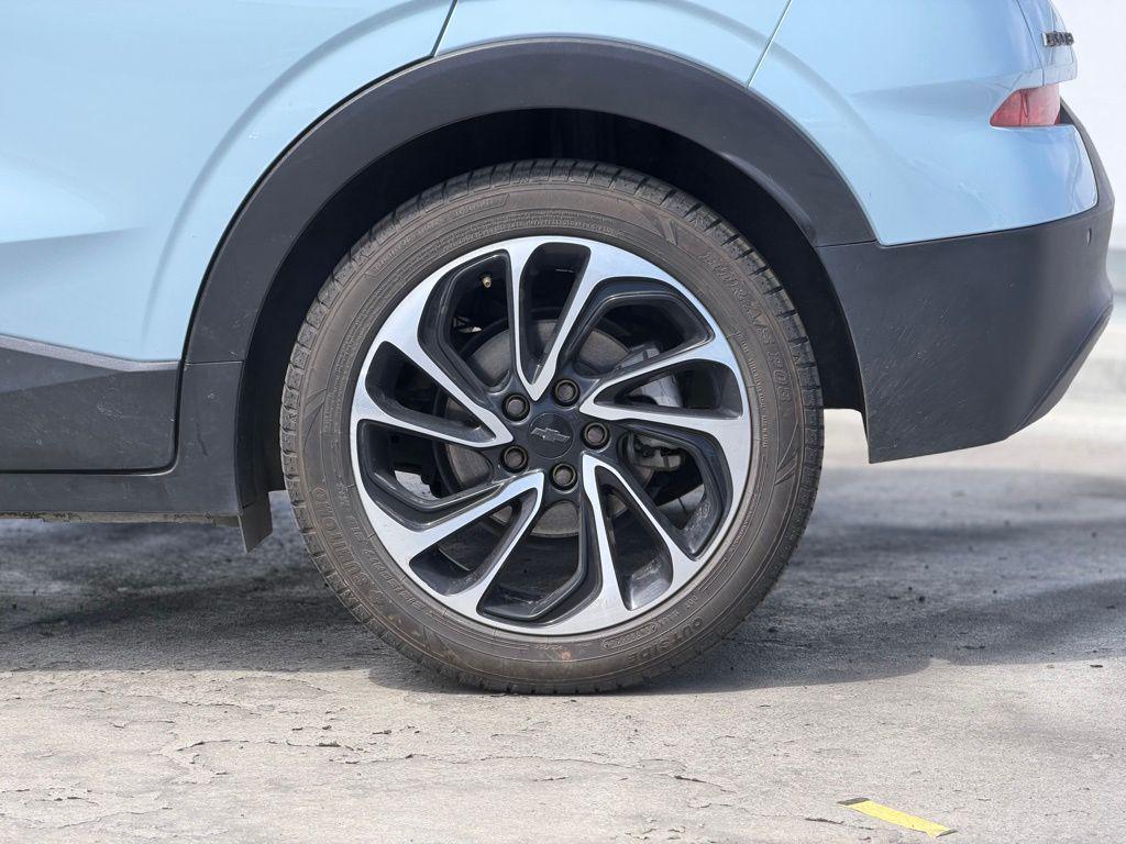 used 2022 Chevrolet Bolt EUV car, priced at $17,795