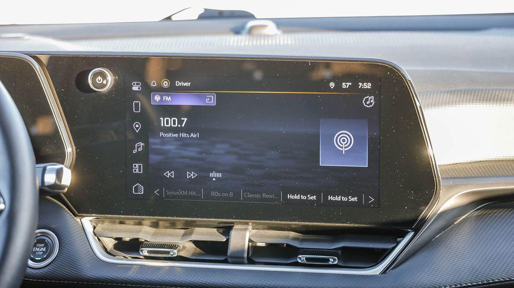 used 2025 Chevrolet Equinox car, priced at $24,595