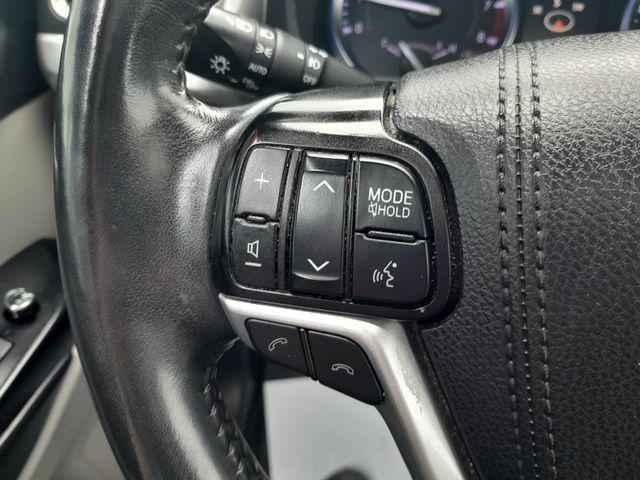 used 2019 Toyota Highlander car, priced at $27,307