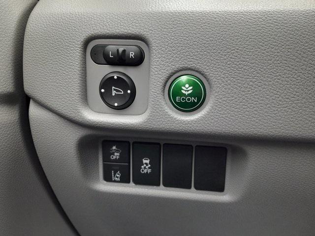 used 2022 Honda Pilot car, priced at $27,414