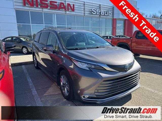 used 2021 Toyota Sienna car, priced at $22,676