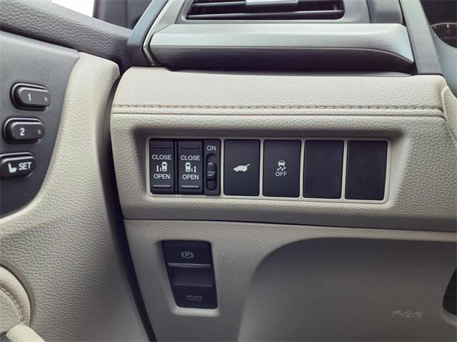 new 2026 Honda Odyssey car, priced at $43,920