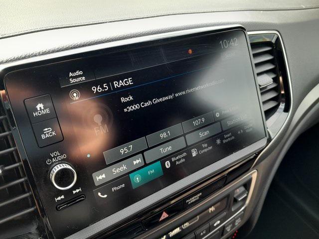 used 2025 Honda Ridgeline car, priced at $35,987