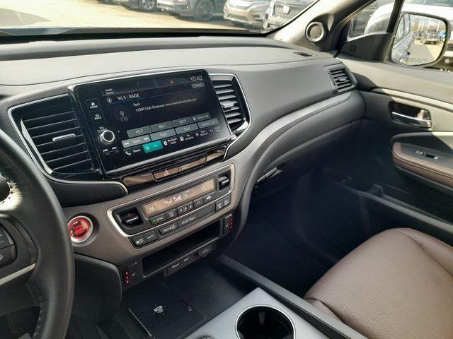 used 2025 Honda Ridgeline car, priced at $35,987