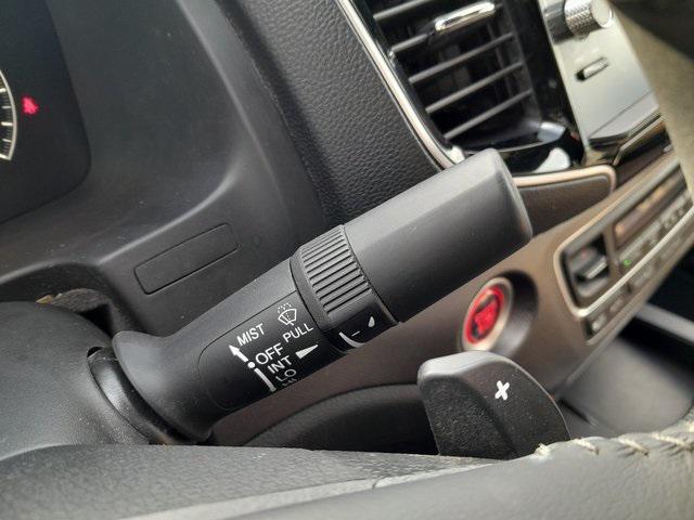 used 2025 Honda Ridgeline car, priced at $35,987