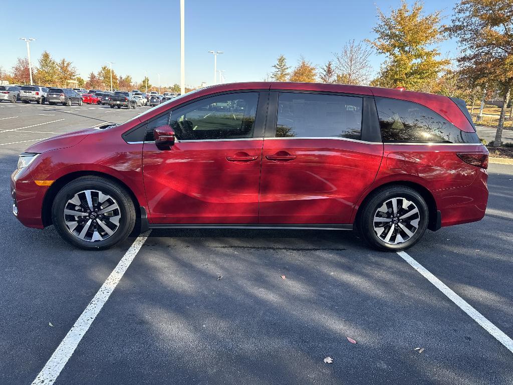 new 2026 Honda Odyssey car, priced at $42,150