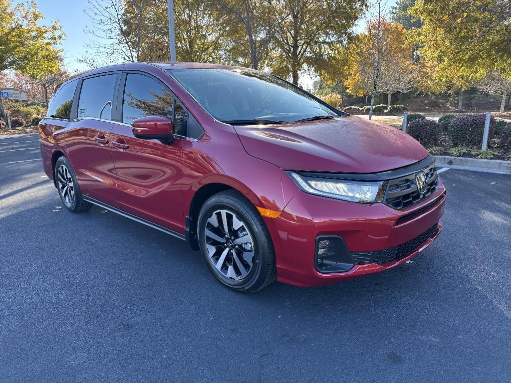 new 2026 Honda Odyssey car, priced at $42,150