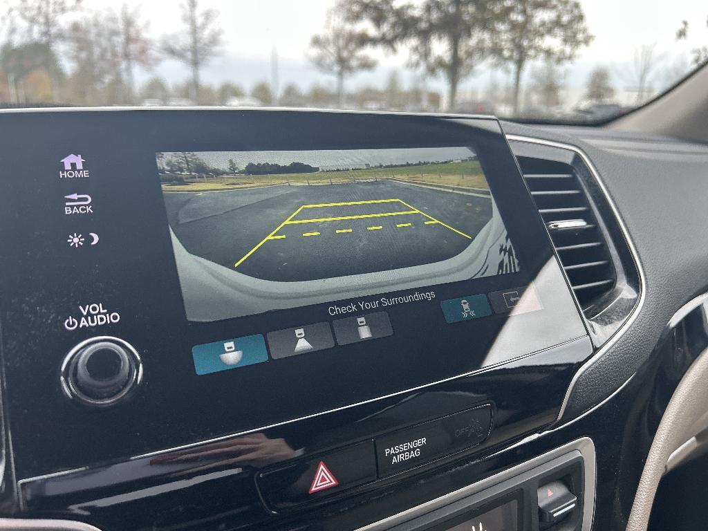 used 2022 Honda Pilot car, priced at $33,900