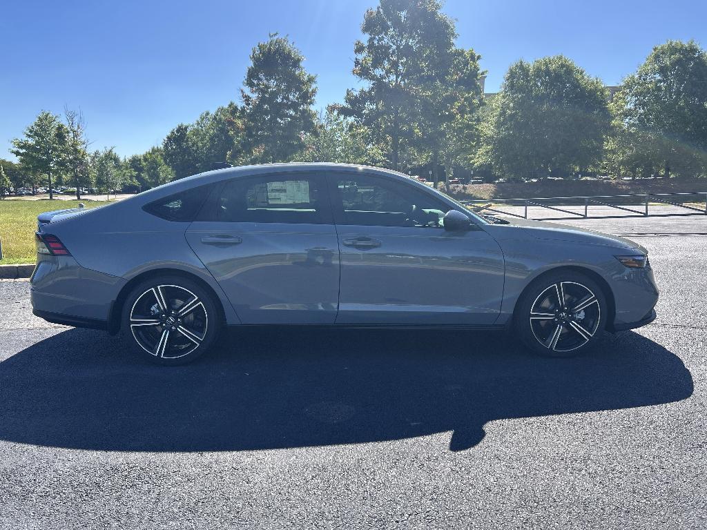 new 2026 Honda Accord Hybrid car, priced at $34,027