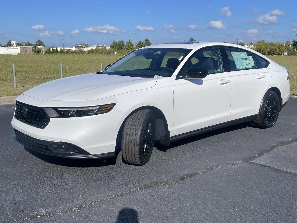 new 2025 Honda Accord car, priced at $30,793