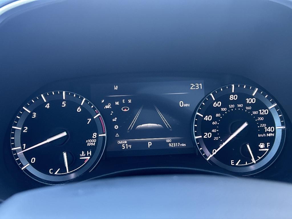 used 2020 Toyota Highlander car, priced at $26,125