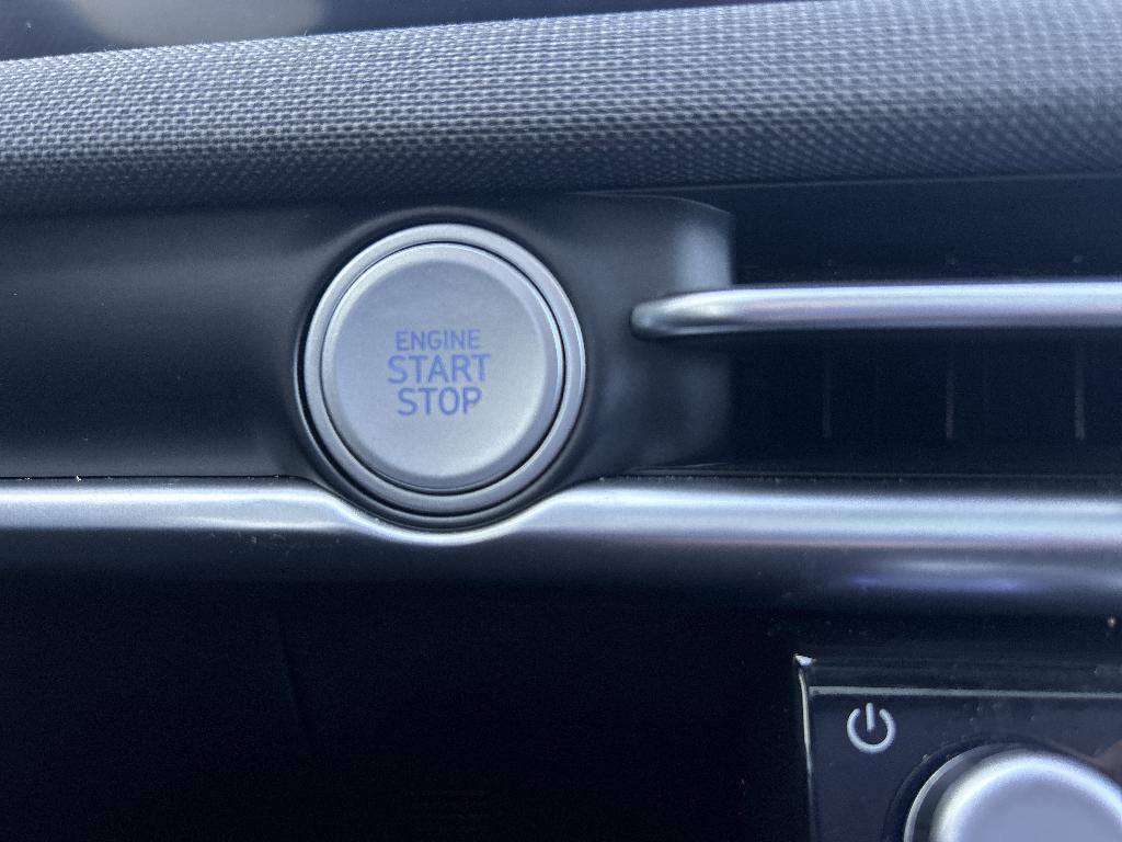 used 2025 Hyundai TUCSON Hybrid car, priced at $32,909