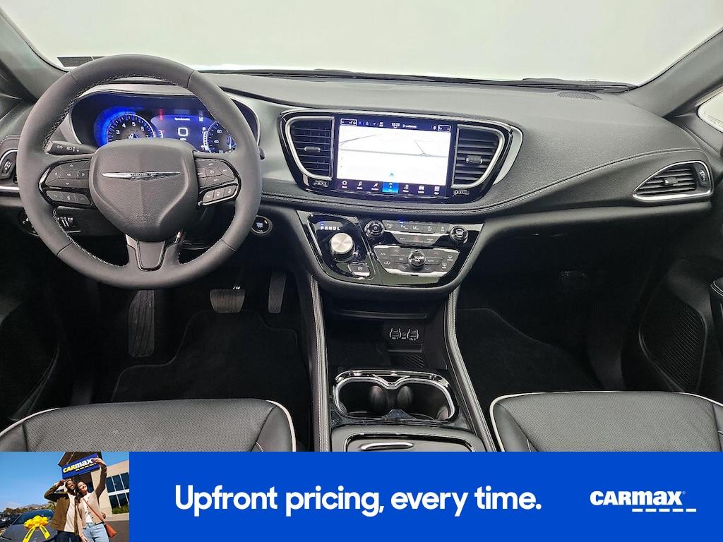 used 2025 Chrysler Pacifica car, priced at $42,998
