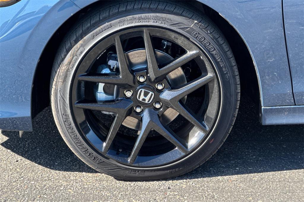 new 2026 Honda Civic Hybrid car, priced at $30,945