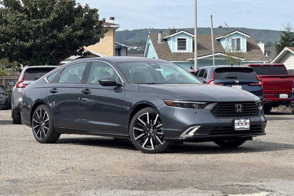 new 2026 Honda Accord Hybrid car, priced at $40,690