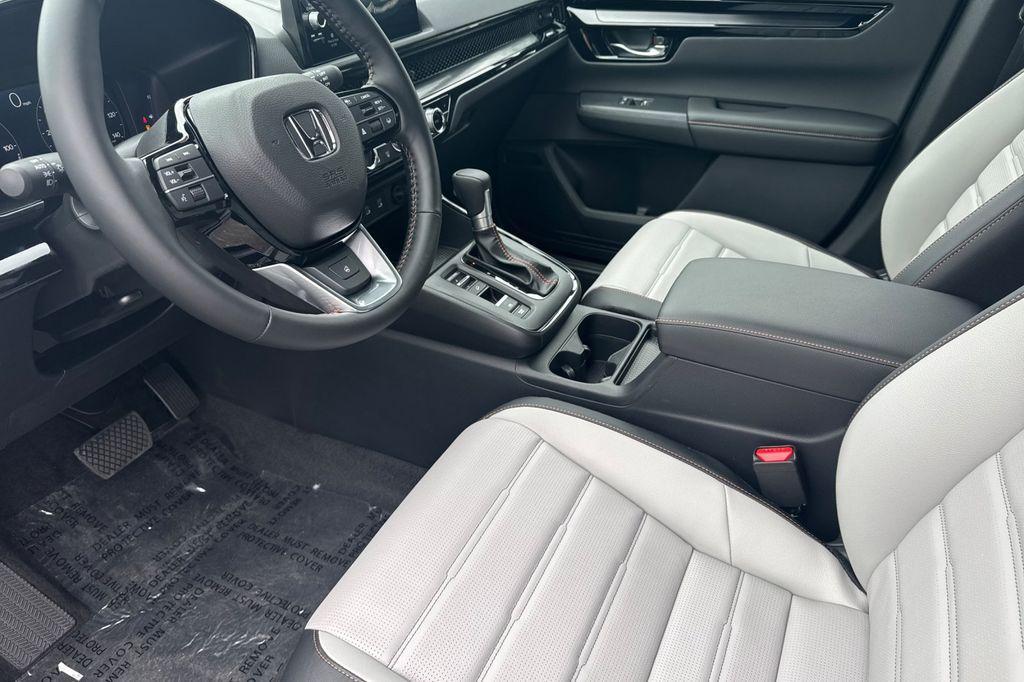 new 2026 Honda CR-V Hybrid car, priced at $44,455