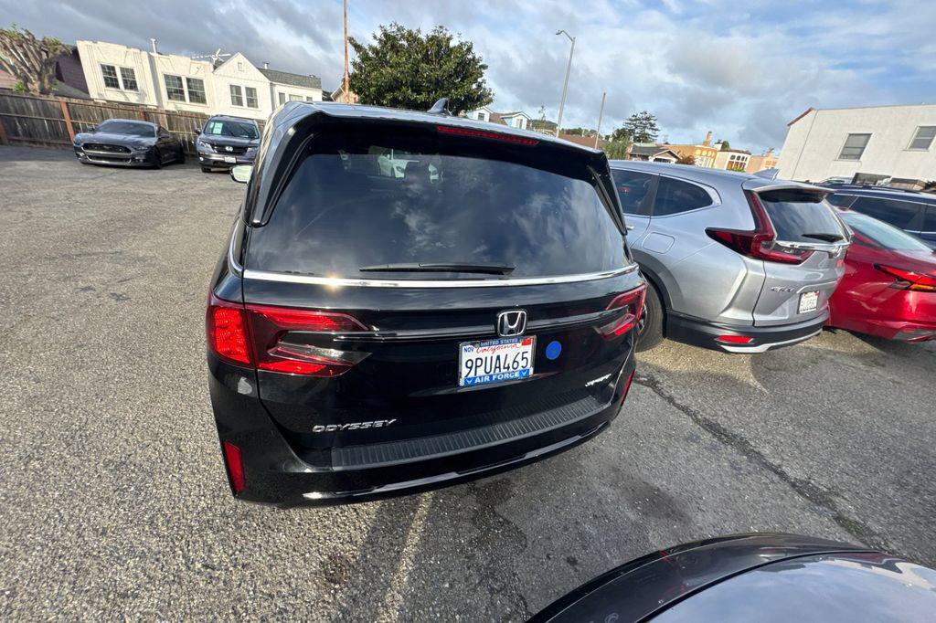 used 2025 Honda Odyssey car, priced at $37,888