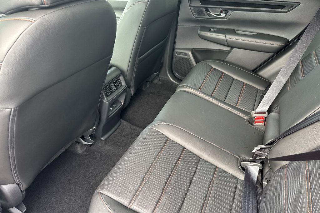 new 2026 Honda CR-V Hybrid car, priced at $40,630