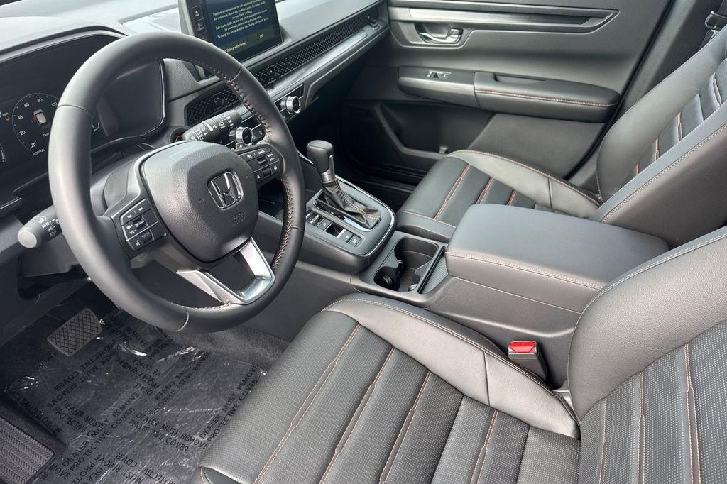 new 2026 Honda CR-V Hybrid car, priced at $40,630