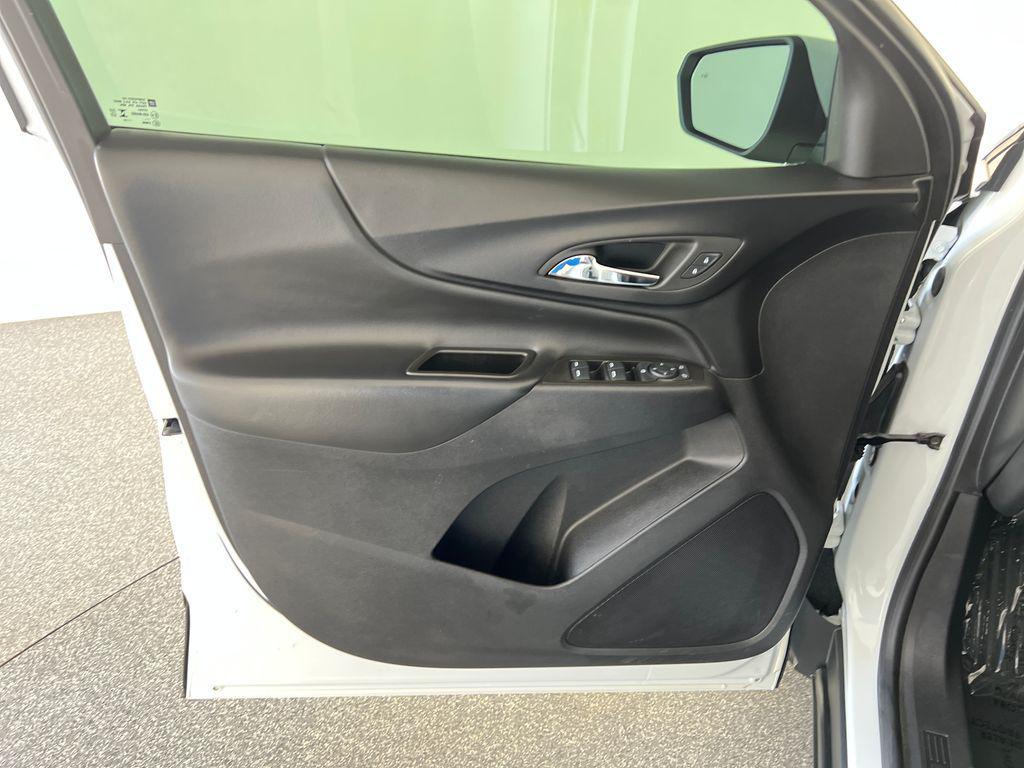 used 2023 Chevrolet Equinox car, priced at $22,265