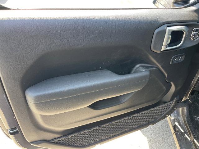 new 2025 Jeep Wrangler car, priced at $41,400