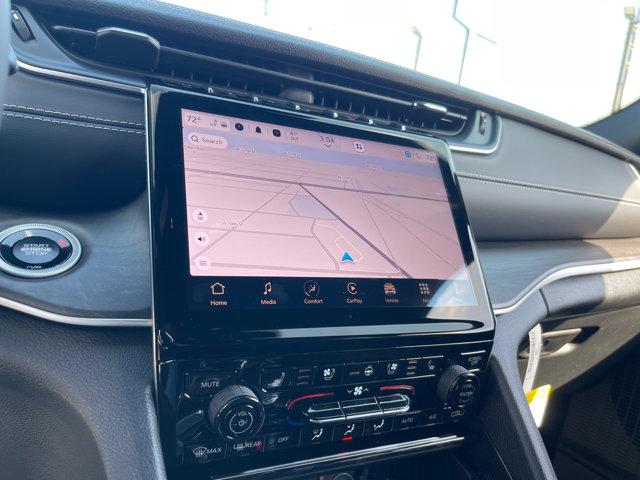 new 2025 Jeep Grand Cherokee L car