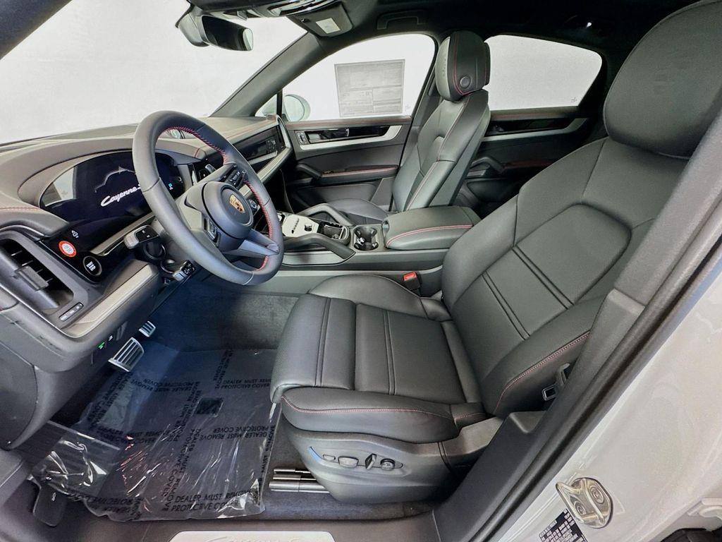 new 2025 Porsche Cayenne car, priced at $132,015