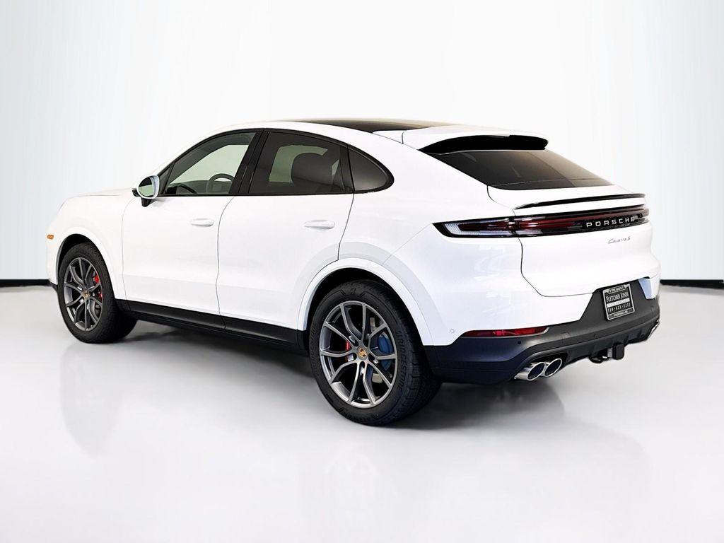 new 2025 Porsche Cayenne car, priced at $132,015