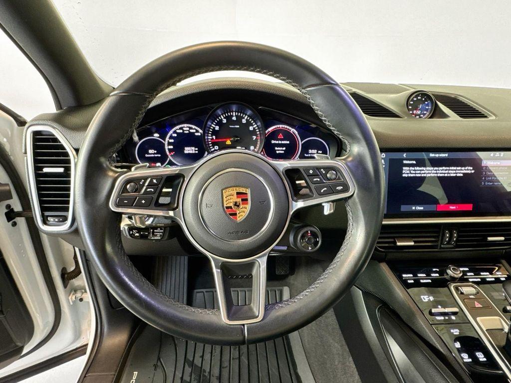 used 2019 Porsche Cayenne car, priced at $39,984