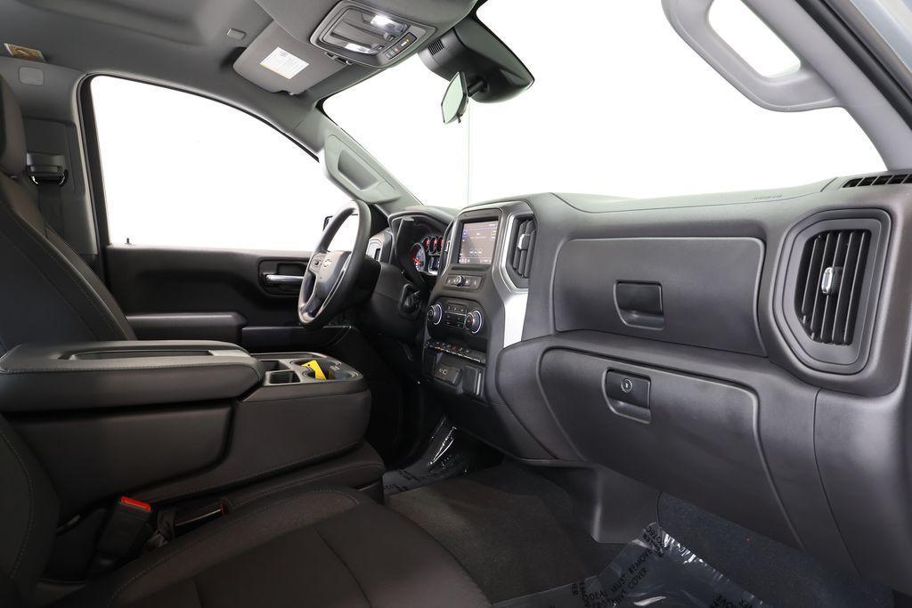 used 2025 Chevrolet Silverado 1500 car, priced at $34,080