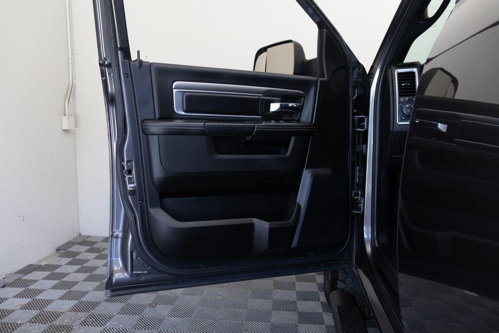 used 2021 Ram 1500 Classic car, priced at $27,995