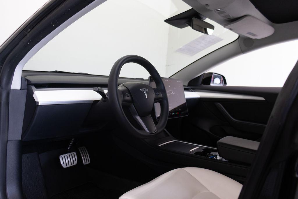 used 2023 Tesla Model 3 car, priced at $28,995