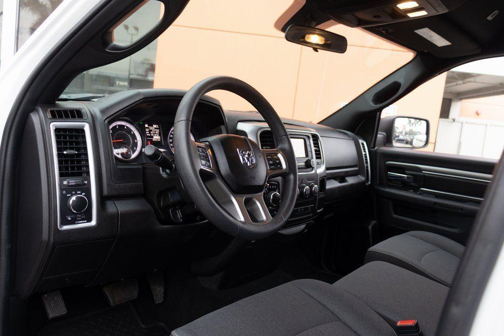 used 2022 Ram 1500 Classic car, priced at $28,995