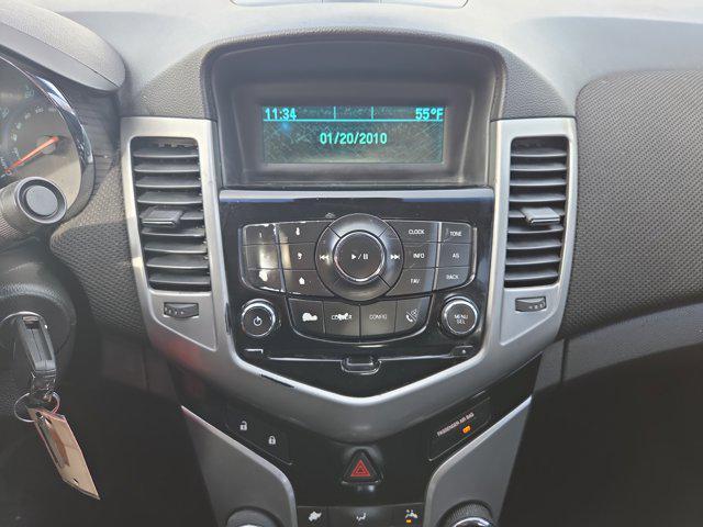 used 2013 Chevrolet Cruze car, priced at $8,995