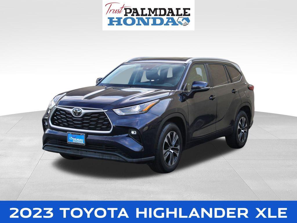 used 2023 Toyota Highlander car, priced at $30,297