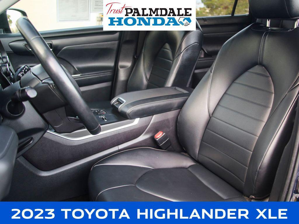 used 2023 Toyota Highlander car, priced at $30,297