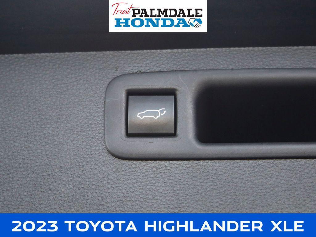 used 2023 Toyota Highlander car, priced at $30,297