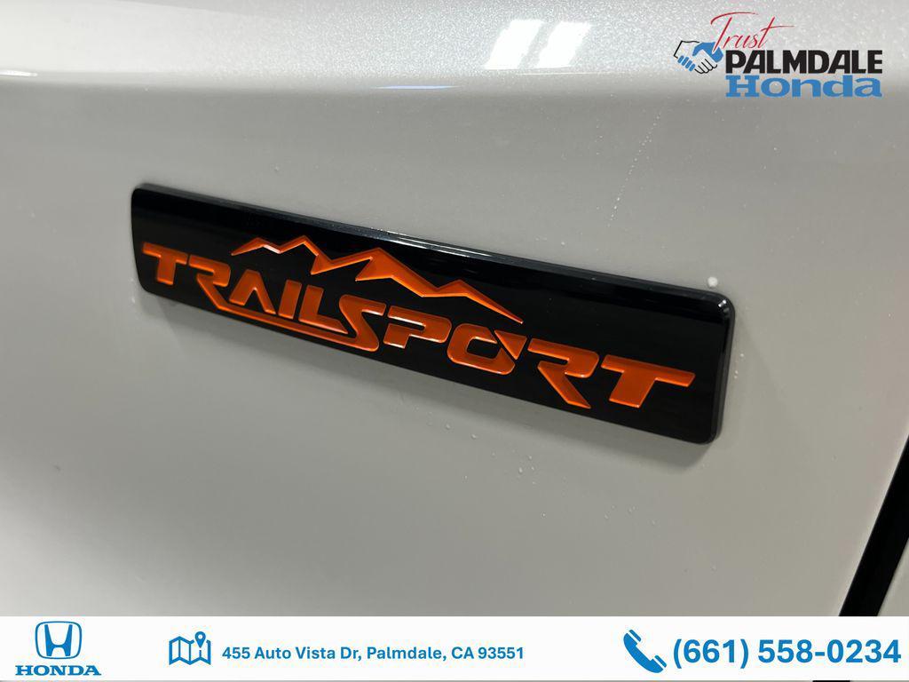 new 2026 Honda CR-V Hybrid car, priced at $38,705