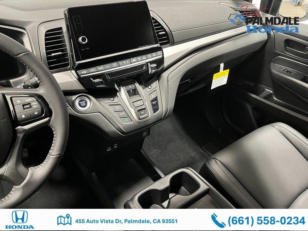 new 2026 Honda Odyssey car, priced at $44,290