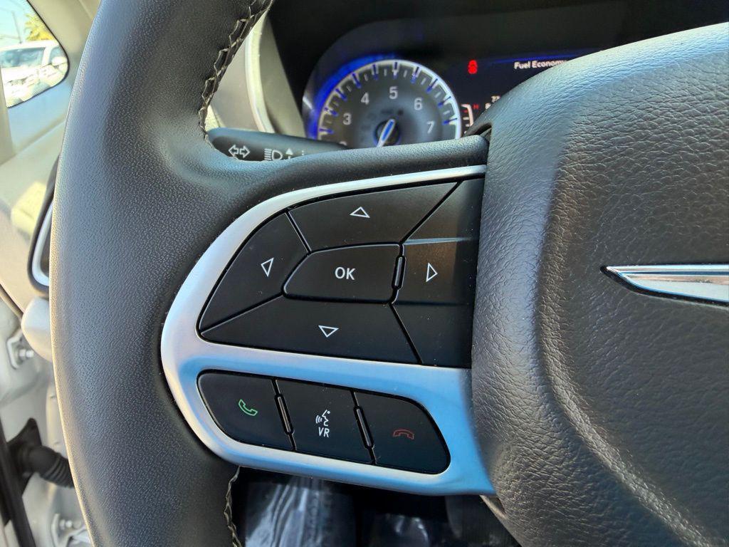 used 2024 Chrysler Pacifica car, priced at $24,618