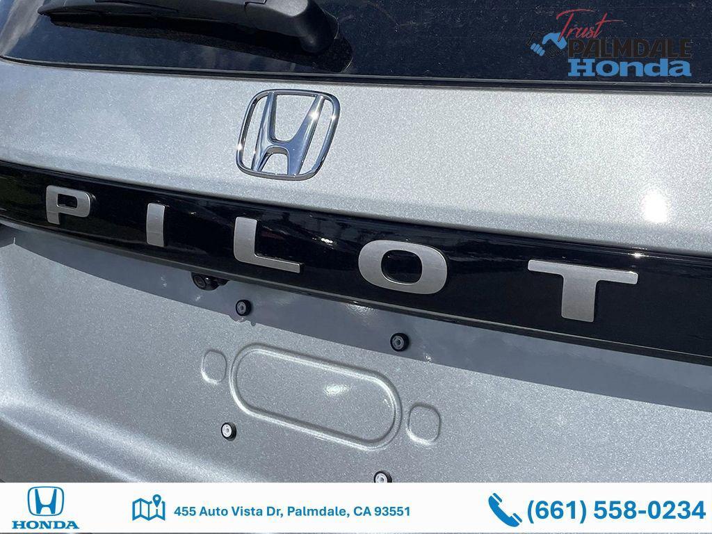 new 2026 Honda Pilot car, priced at $43,490