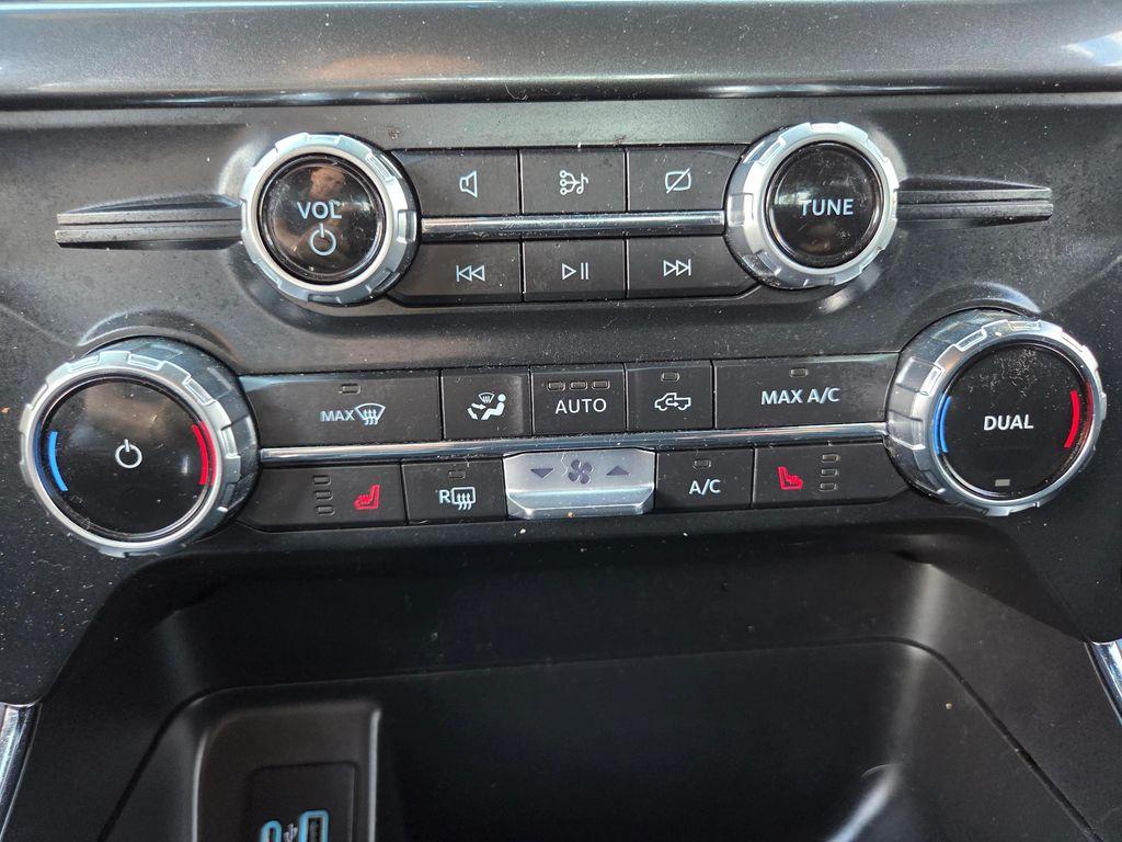 used 2022 Ford F-150 car, priced at $42,999