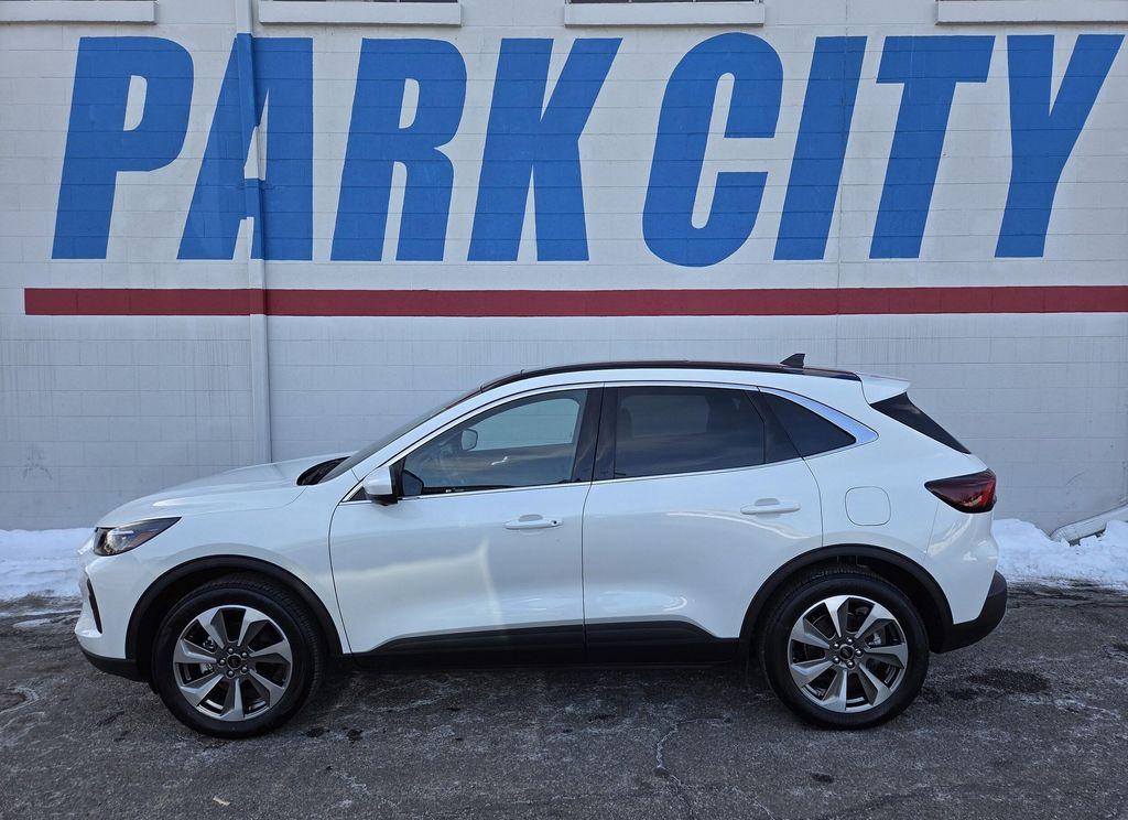used 2025 Ford Escape car, priced at $31,999