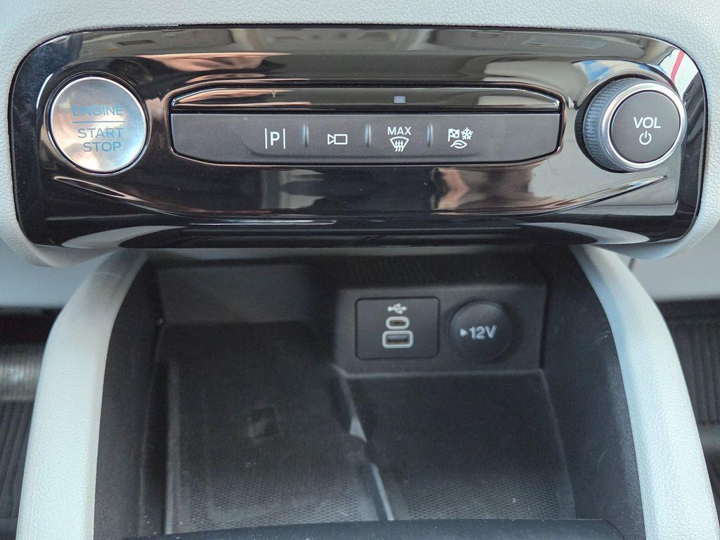 used 2025 Ford Escape car, priced at $31,999