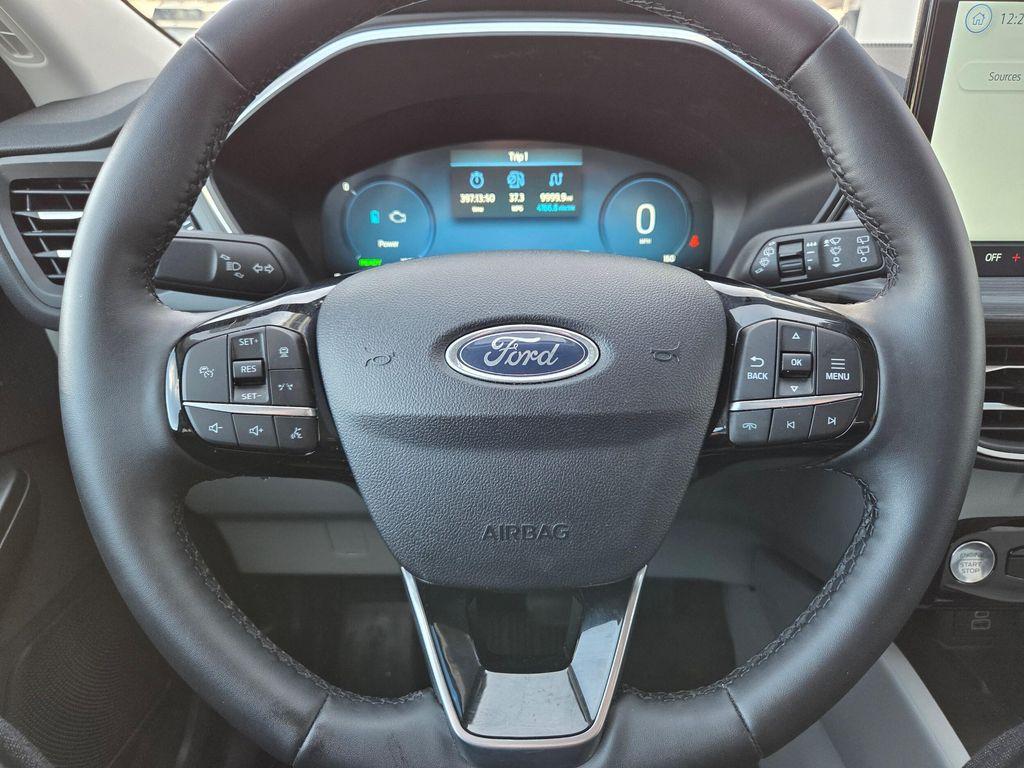 used 2025 Ford Escape car, priced at $31,999