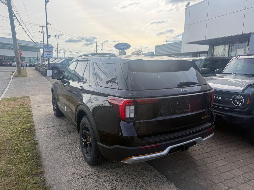 new 2026 Ford Explorer car, priced at $49,915